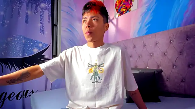 MaxiWildd online show from October 2025 12:41:02 PM