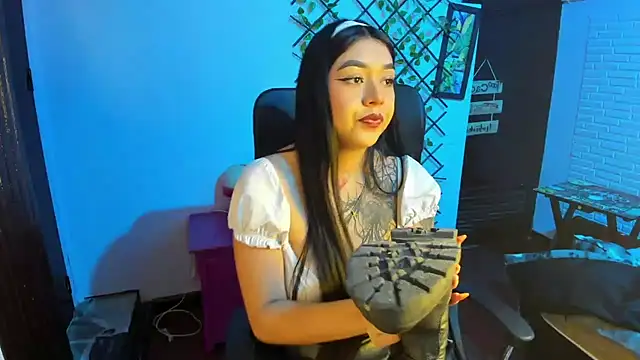 Keyla Cutte online show from October 2025 02:48:02 AM