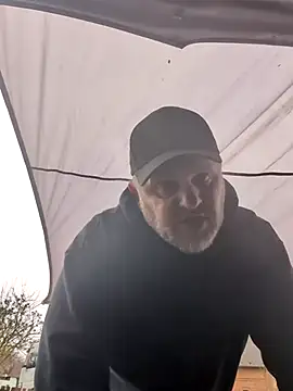 Snapshot of Wir2002Paar chatting on February 2026 02:04:02 PM Wir2002Paar online show from February 2026 02:04:02 PM