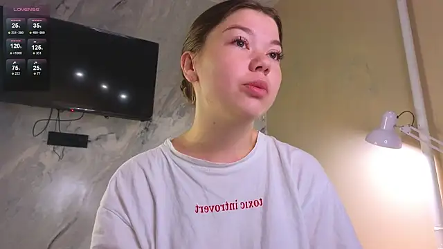 Snapshot of miss_bubbles_ chatting on October 2025 12:30:02 AM miss bubbles online show from October 2025 12:30:02 AM