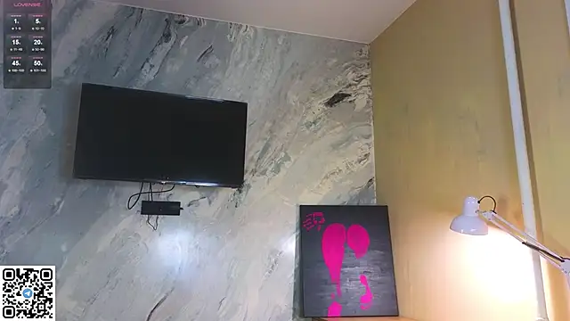 Snapshot of miss_bubbles_ chatting on October 2025 12:32:01 AM miss bubbles online show from October 2025 12:32:01 AM