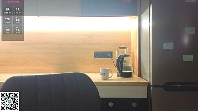 Snapshot of miss_bubbles_ chatting on October 2025 12:22:02 AM miss bubbles online show from October 2025 12:22:02 AM