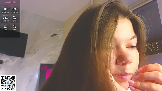 Snapshot of miss_bubbles_ chatting on November 2025 12:38:02 AM miss bubbles online show from November 2025 12:38:02 AM