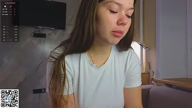 Snapshot of miss_bubbles_ chatting on November 2025 11:59:02 PM miss bubbles online show from November 2025 11:59:02 PM