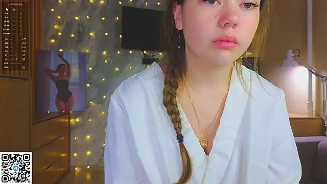 Snapshot of miss_bubbles_ chatting on December 2025 01:22:02 AM miss bubbles online show from December 2025 01:22:02 AM