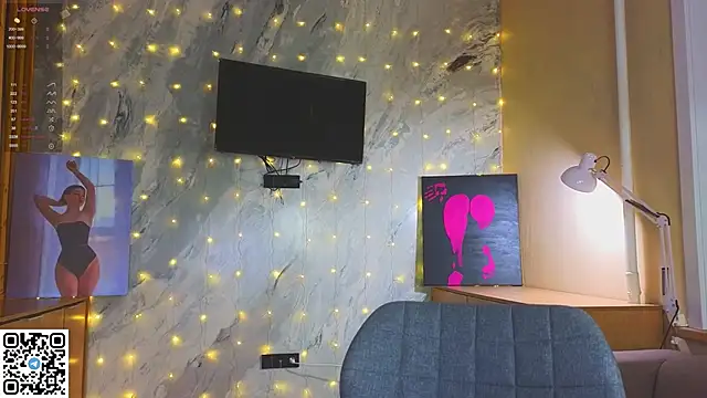 Snapshot of miss_bubbles_ chatting on December 2025 12:51:01 AM miss bubbles online show from December 2025 12:51:01 AM