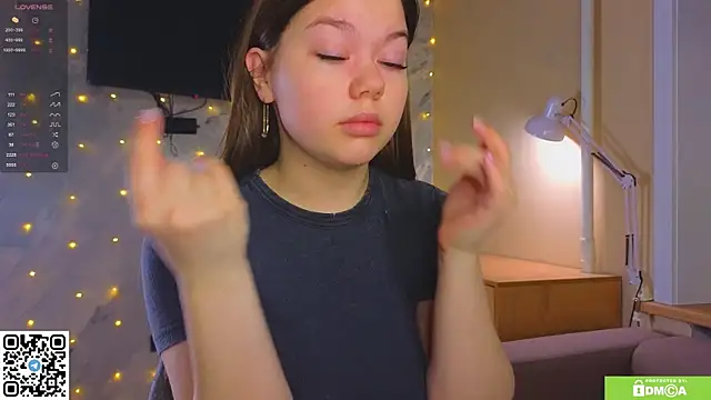 Snapshot of miss_bubbles_ chatting on February 2026 12:42:02 AM miss bubbles online show from February 2026 12:42:02 AM