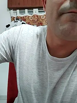 Bradd 32 online show from April 2026 03:04:02 AM