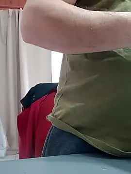 Bradd 32 online show from July 2026 12:14:01 PM