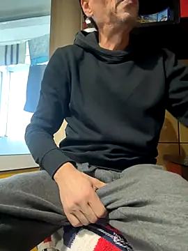 Snapshot of adiluci1 chatting on October 2025 02:26:02 PM adiluci1 online show from October 2025 02:26:02 PM