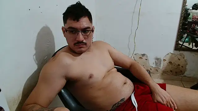 Leonino231 online show from September 2025 09:04:02 PM