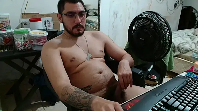 Leonino231 online show from November 2025 05:17:02 AM