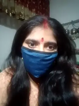 Snapshot of Daisygirl9 chatting on February 2026 03:31:01 PM Daisygirl9 online show from February 2026 03:31:01 PM