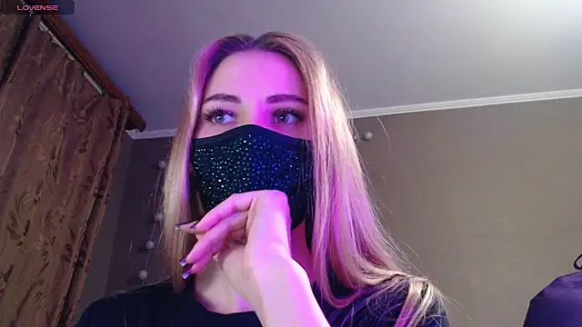 Iris lave online show from October 2025 07:47:02 PM