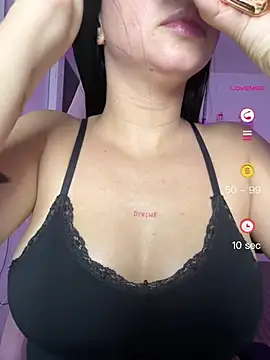 lucy grey25 online show from May 2026 02:12:01 PM