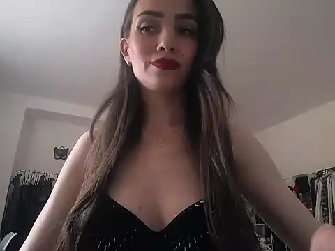 Snapshot of AlienaMoore chatting on July 2026 10:51:01 AM AlienaMoore online show from July 2026 10:51:01 AM