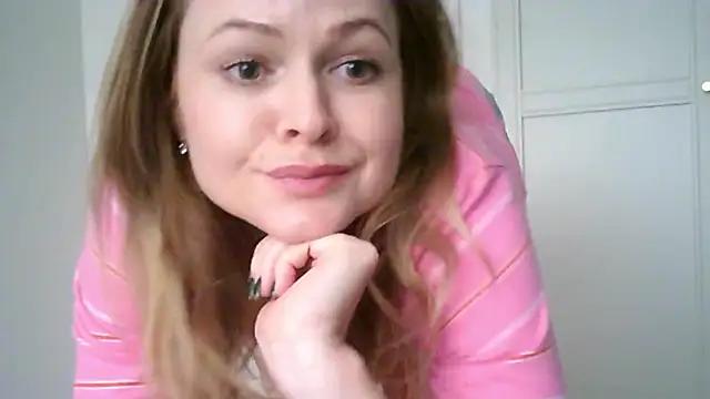 Ginger-bb online show from October 2025 08:40:02 AM