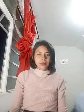 Snapshot of Tendercouple1 chatting on September 2025 05:07:02 AM Tendercouple1 online show from September 2025 05:07:02 AM