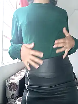 Snapshot of Tendercouple1 chatting on September 2025 10:04:02 PM Tendercouple1 online show from September 2025 10:04:02 PM