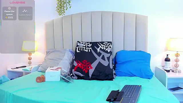 Snapshot of Rachel_Donnelly chatting on October 2025 04:40:01 AM Rachel Donnelly online show from October 2025 04:40:01 AM