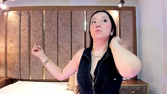 BarbieMonet online show from November 2025 07:45:02 PM