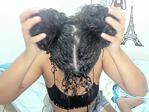 Snapshot of Hellen_scot chatting on December 2025 12:41:02 AM Hellen scot online show from December 2025 12:41:02 AM