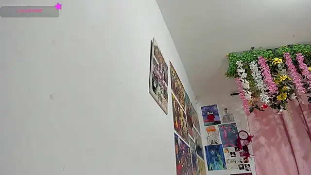 Snapshot of FluffyMelons chatting on February 2026 11:08:02 PM FluffyMelons online show from February 2026 11:08:02 PM