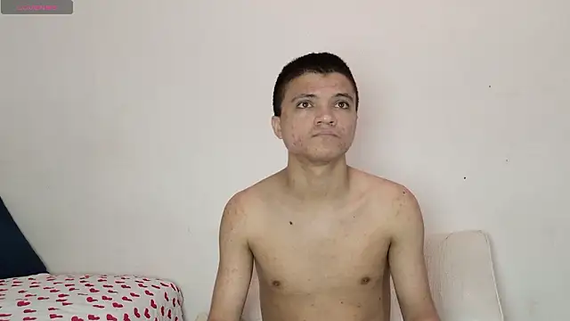 Snapshot of aly_n_sebas chatting on March 2026 03:08:01 AM aly n sebas online show from March 2026 03:08:01 AM