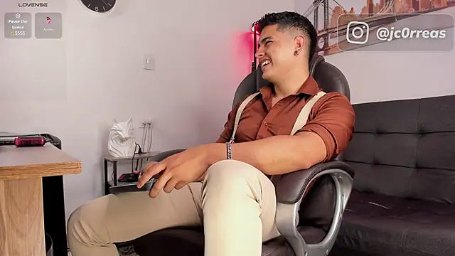  Juanes online show from November 2025 10:32:02 PM