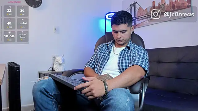  Juanes online show from January 2026 09:40:02 PM