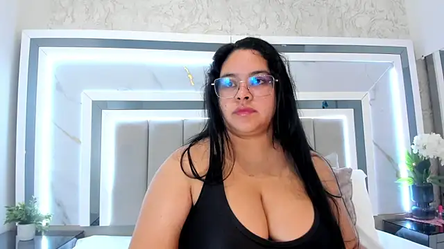 melodycharlotte online show from October 2025 12:06:01 PM