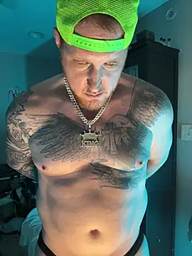Snapshot of CloudyKingG chatting on July 2026 12:10:01 AM CloudyKingG online show from July 2026 12:10:01 AM