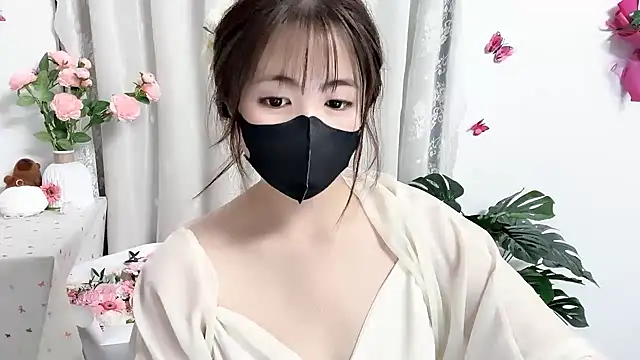 Amelia-babee online show from April 2026 04:45:02 PM