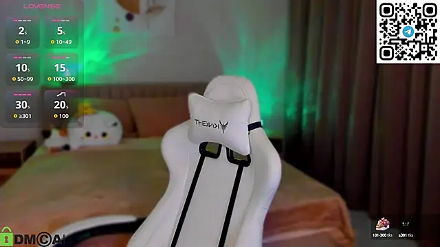 Snapshot of elle_one chatting on September 2025 03:11:01 AM elle one online show from September 2025 03:11:01 AM