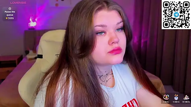 Snapshot of elle_one chatting on October 2025 02:56:01 AM elle one online show from October 2025 02:56:01 AM