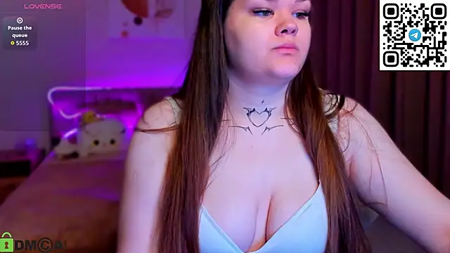 Snapshot of elle_one chatting on October 2025 02:48:02 AM elle one online show from October 2025 02:48:02 AM