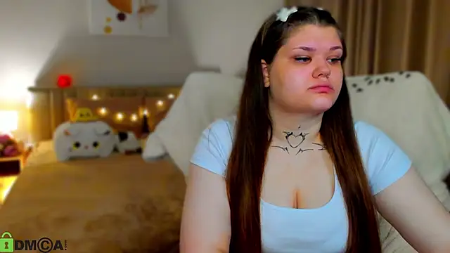 Snapshot of elle_one chatting on October 2025 03:42:02 AM elle one online show from October 2025 03:42:02 AM