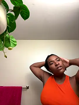 Snapshot of Tu_GataLinda chatting on September 2025 01:11:01 AM Tu GataLinda online show from September 2025 01:11:01 AM