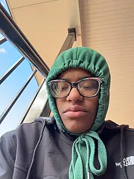 Snapshot of Tu_GataLinda chatting on November 2025 02:21:01 PM Tu GataLinda online show from November 2025 02:21:01 PM