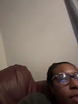 Snapshot of Tu_GataLinda chatting on November 2025 02:55:01 AM Tu GataLinda online show from November 2025 02:55:01 AM