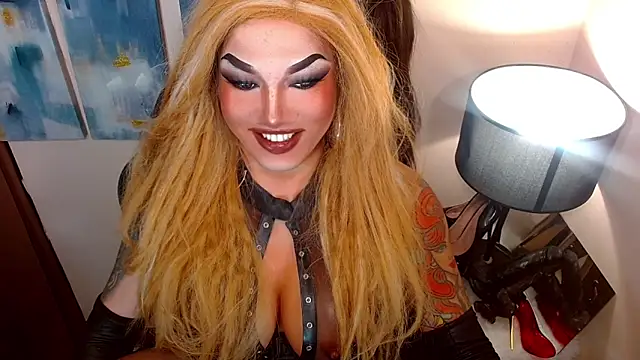 Snapshot of xmadisonmitressxx chatting on October 2025 11:08:02 AM xmadisonmitressxx online show from October 2025 11:08:02 AM