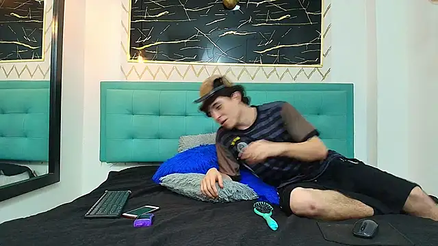 dia fax18 online show from September 2025 03:28:01 AM