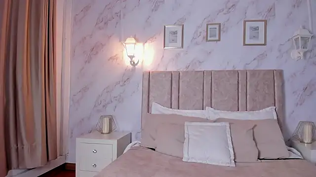 Paula And online show from February 2026 11:43:02 AM