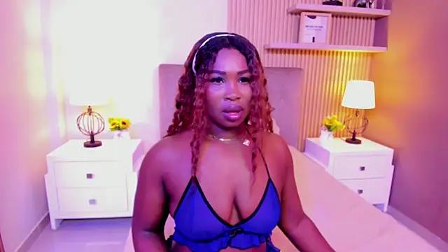 SerenaWinslow online show from July 2026 12:11:01 PM
