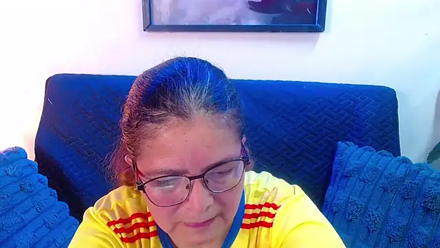 Snapshot of Linda_banks_ chatting on April 2026 01:38:01 AM Linda banks online show from April 2026 01:38:01 AM