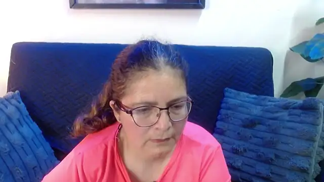 Snapshot of Linda_banks_ chatting on May 2026 01:43:01 AM Linda banks online show from May 2026 01:43:01 AM