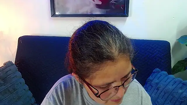Snapshot of Linda_banks_ chatting on May 2026 01:11:02 AM Linda banks online show from May 2026 01:11:02 AM