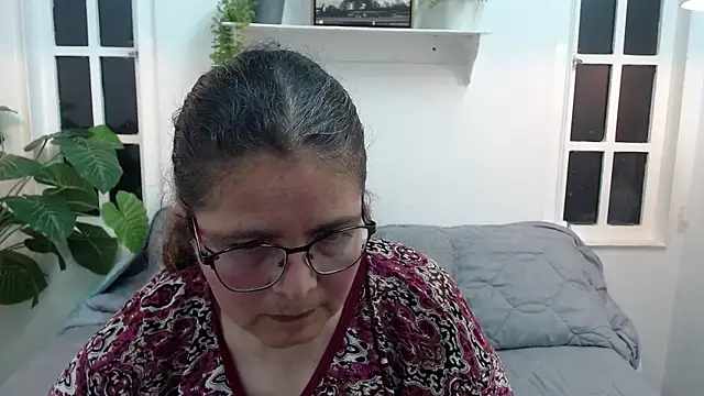 Snapshot of Linda_banks_ chatting on May 2026 01:33:01 AM Linda banks online show from May 2026 01:33:01 AM