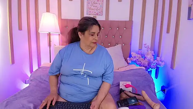 bonny wild online show from March 2026 08:35:02 PM