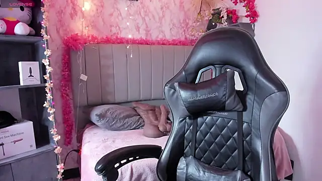 Scarlett21   online show from March 2026 07:51:02 PM